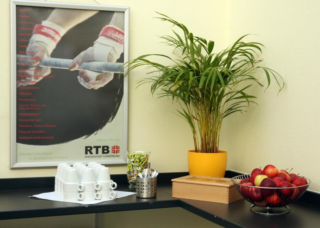 Rtb-Hotel - Sportschule Μπέργκις Γκλάντμπαχ Εξωτερικό φωτογραφία